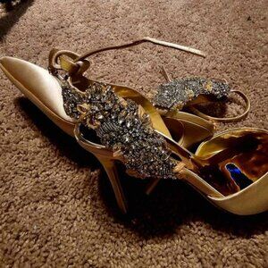 Badgley Mischka Women's Blanca Pump